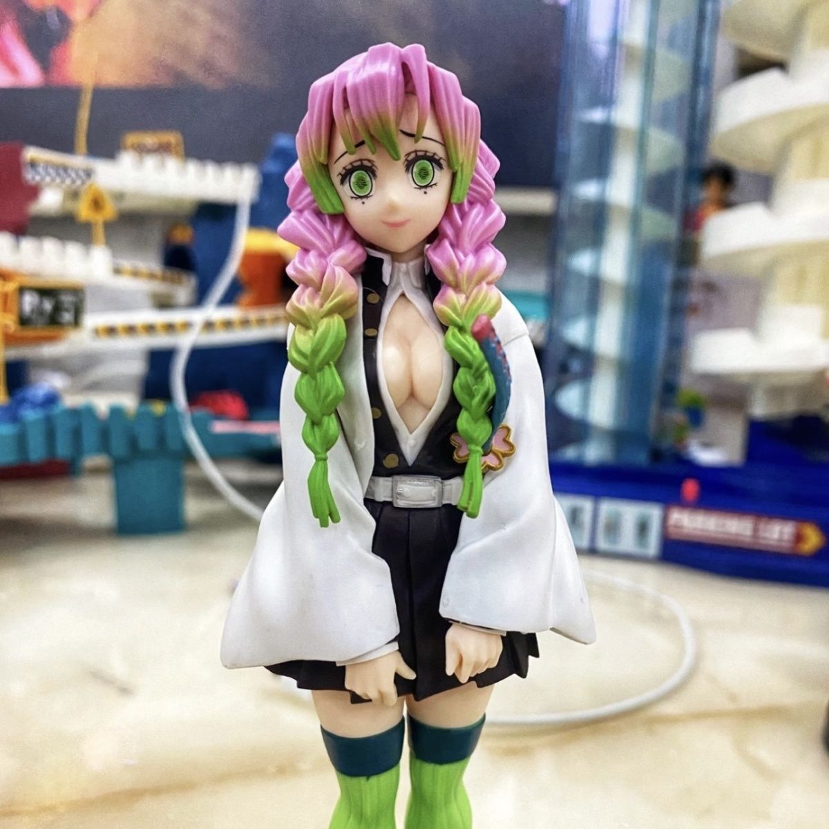 Figura de Demon Slayer: El Caz - Cosplay Prop Display reseña y precio