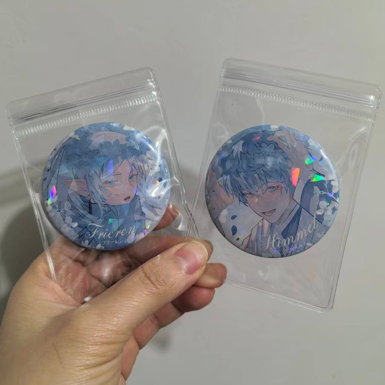 Pin Redondo de Anime Frieren H - Frieren Cosplay Prop reseña y precio