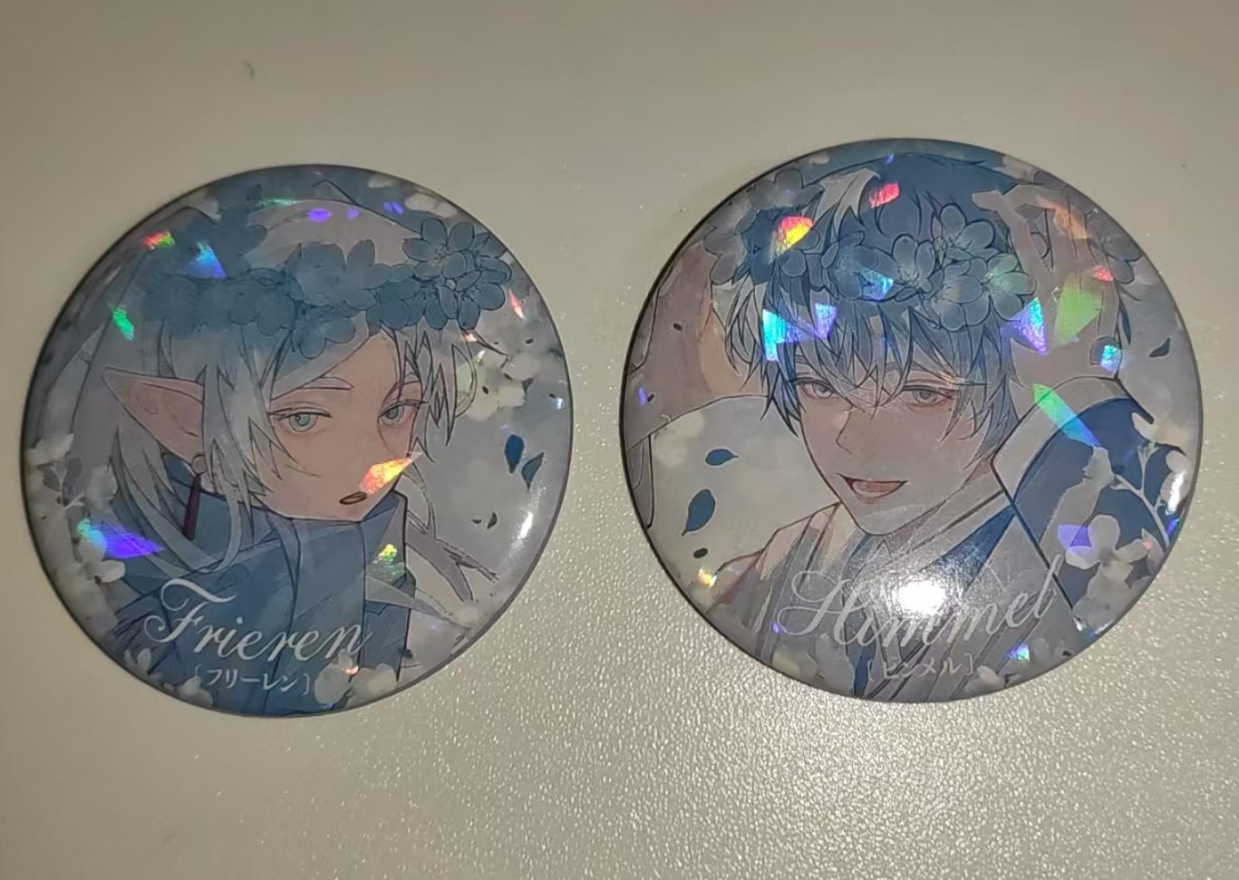 Pin Redondo de Anime Frieren H - Frieren Cosplay Prop reseña y precio